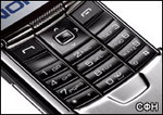 Nokia 8800: слайдер в духе дзэн-буддизма.<br>      Корпорация Nokia представила сегодня новый мобильный телефон Nokia 8800, рассчитанный, по словам производителя, на «современных ценителей качества и вкуса». Новый мобильник-слайдер относят к премиум-классу.