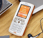 Sony Ericsson W800i Walkman: Sony Ericsson объявляет об официальном начале продаж нового телефона в России 